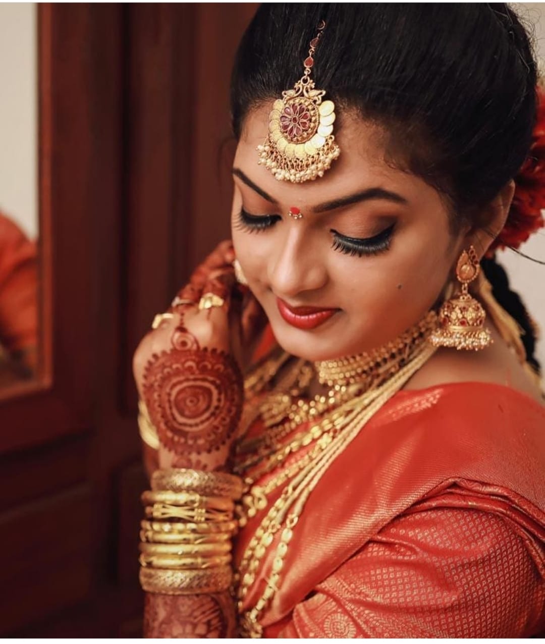 QUEENS BEAUTY PARLOUR KOHINOOR
